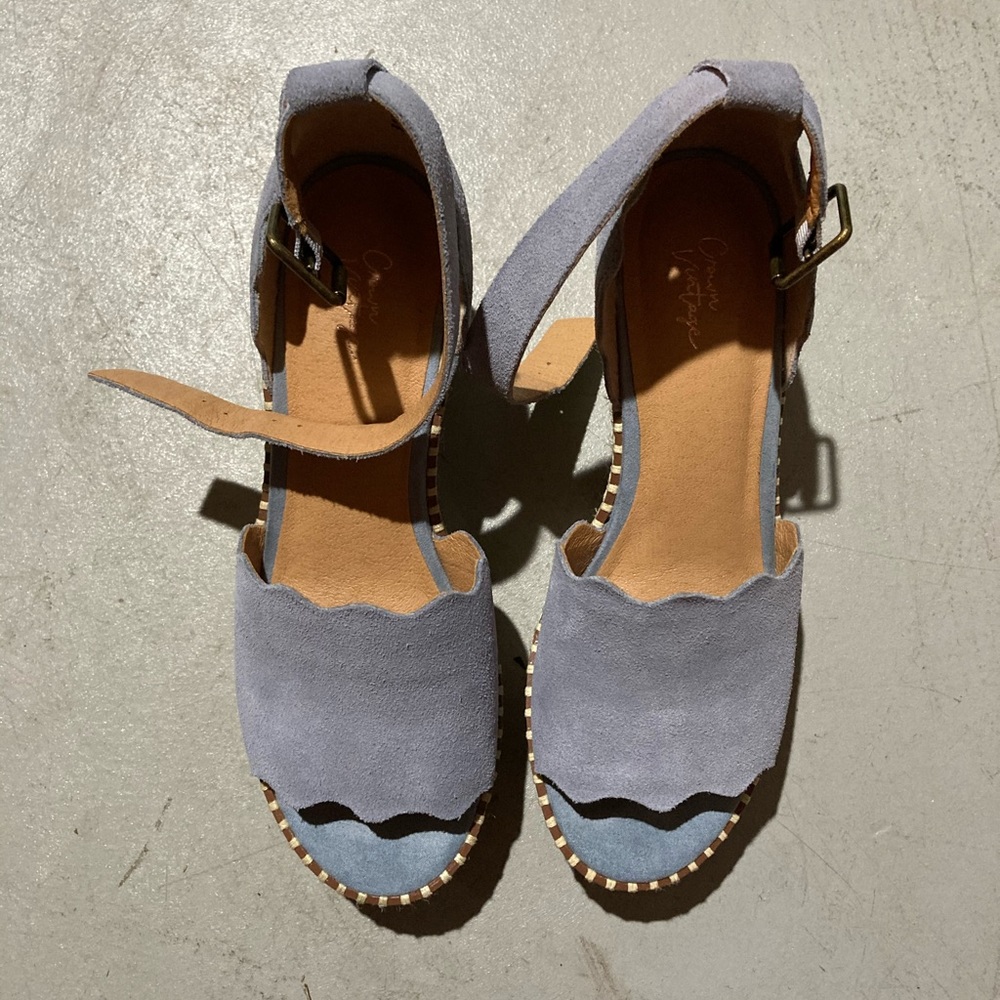 Crown Vintage Platform Wedge Sandals - Picture 2 of 4